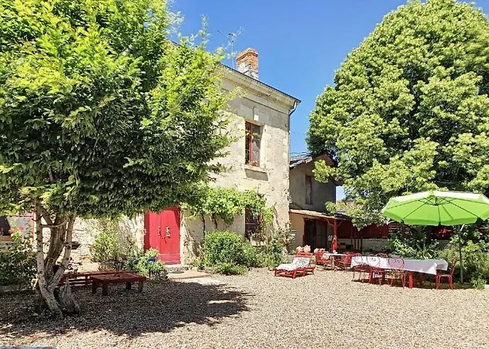 Aux Caprices des Dieux