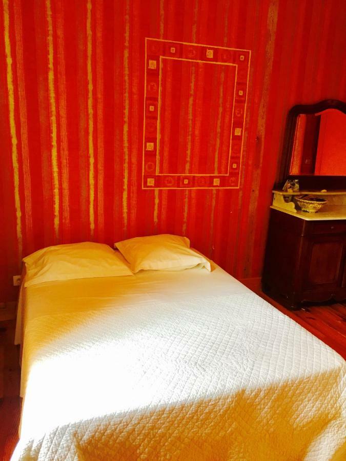 Bed & Breakfast Aux Caprices Des Dieux Marnes